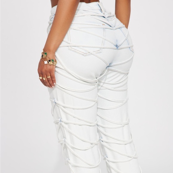 Fashion Nova Strappy Jeans size 9 - Picture 4 of 4